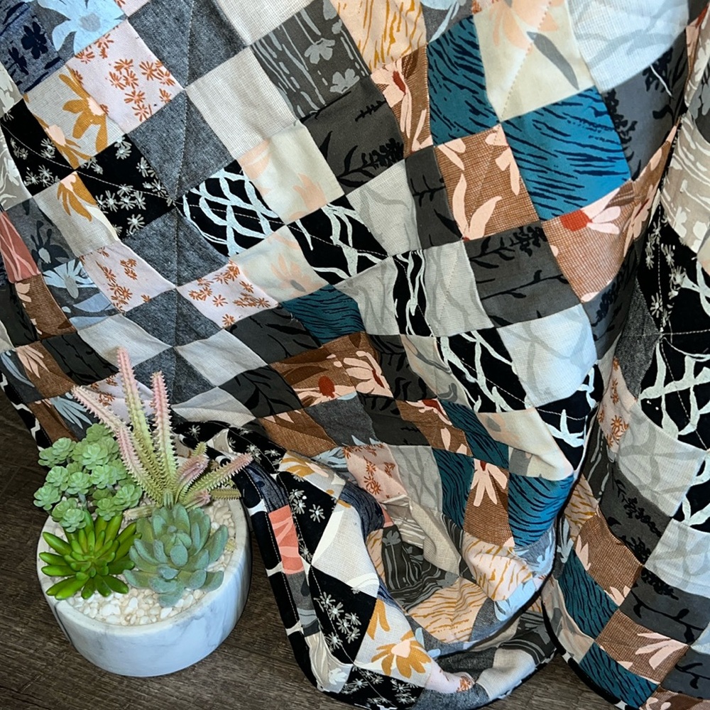 NWT Handmade linen/cotton/flannel heavy weight quilt